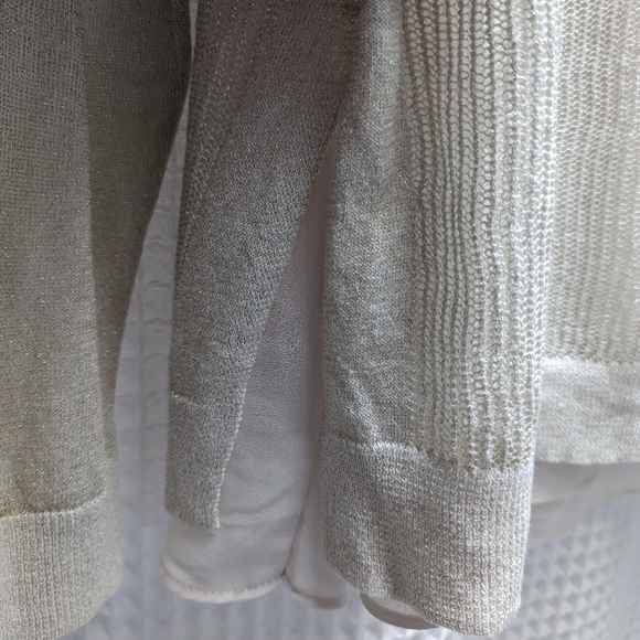 Metallic gold, v neck sweater - Picture 4 of 5